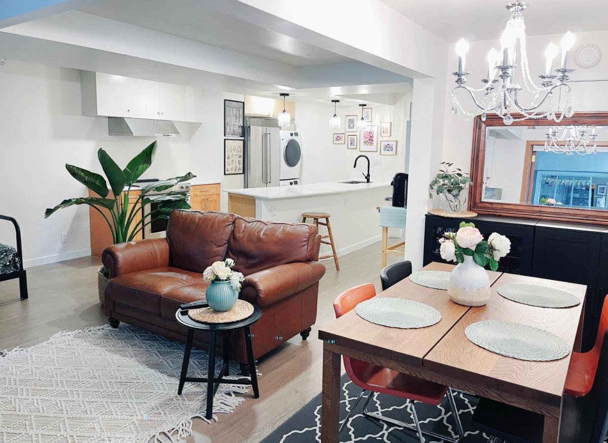 Вилла 66 Creek Garden House Уэст-Ванкувер Экстерьер фото